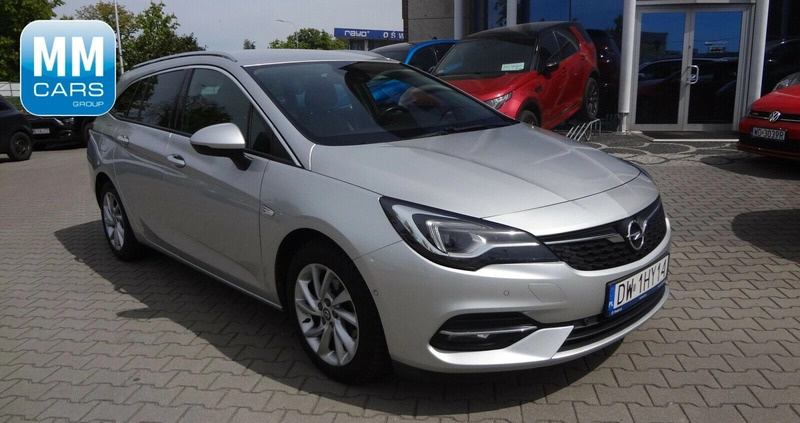 Opel Astra cena 52850 przebieg: 152221, rok produkcji 2020 z Pniewy małe 191
